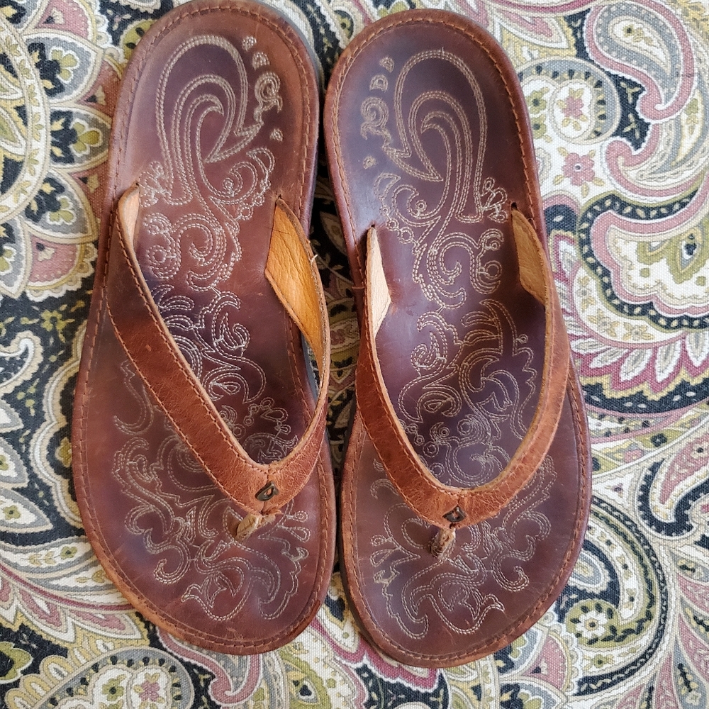 OluKai Paniolo Leather Sandals, size 6